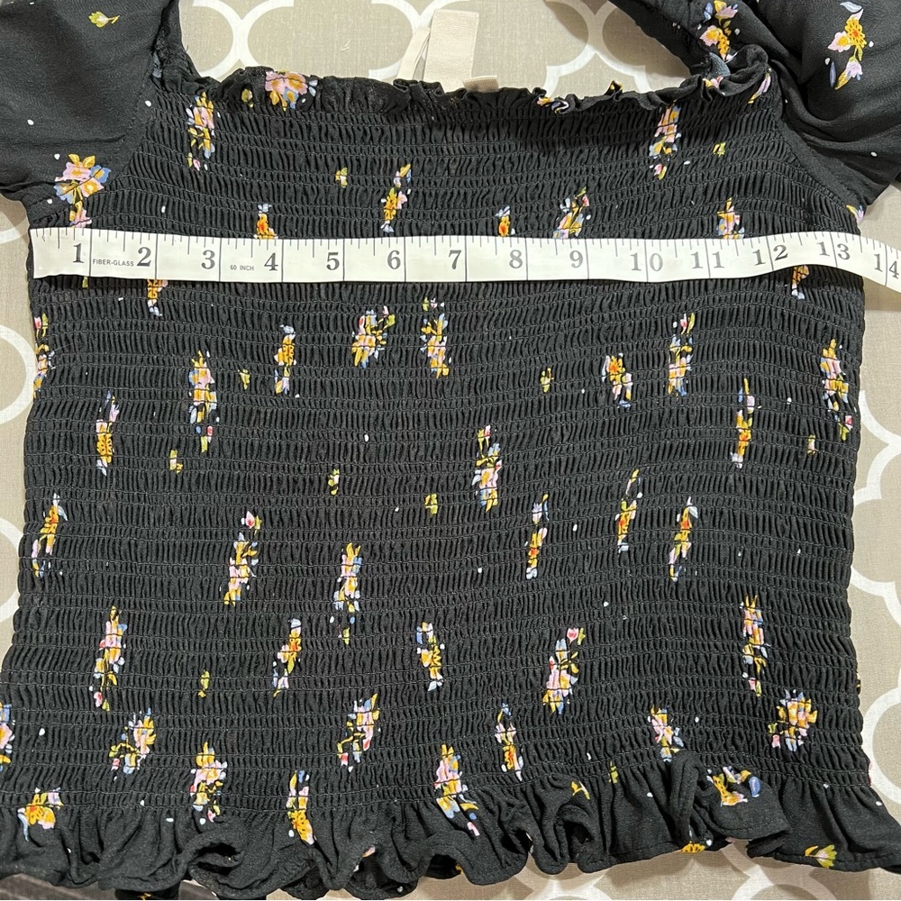 SOLD Anthropologie Dolan Pieta Balloon Sleeve Smocked Floral Blouse Large Black - Picture 11 of 11